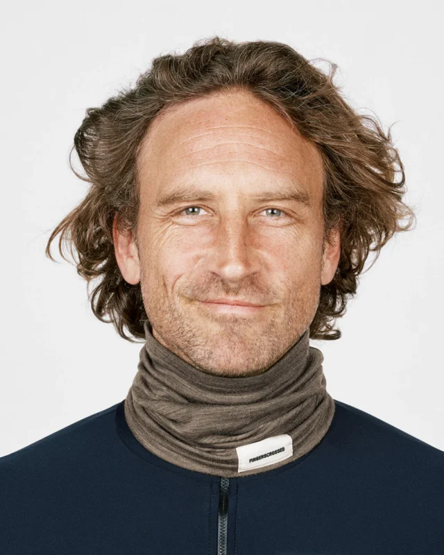 #TUBE SCARF GROUND him